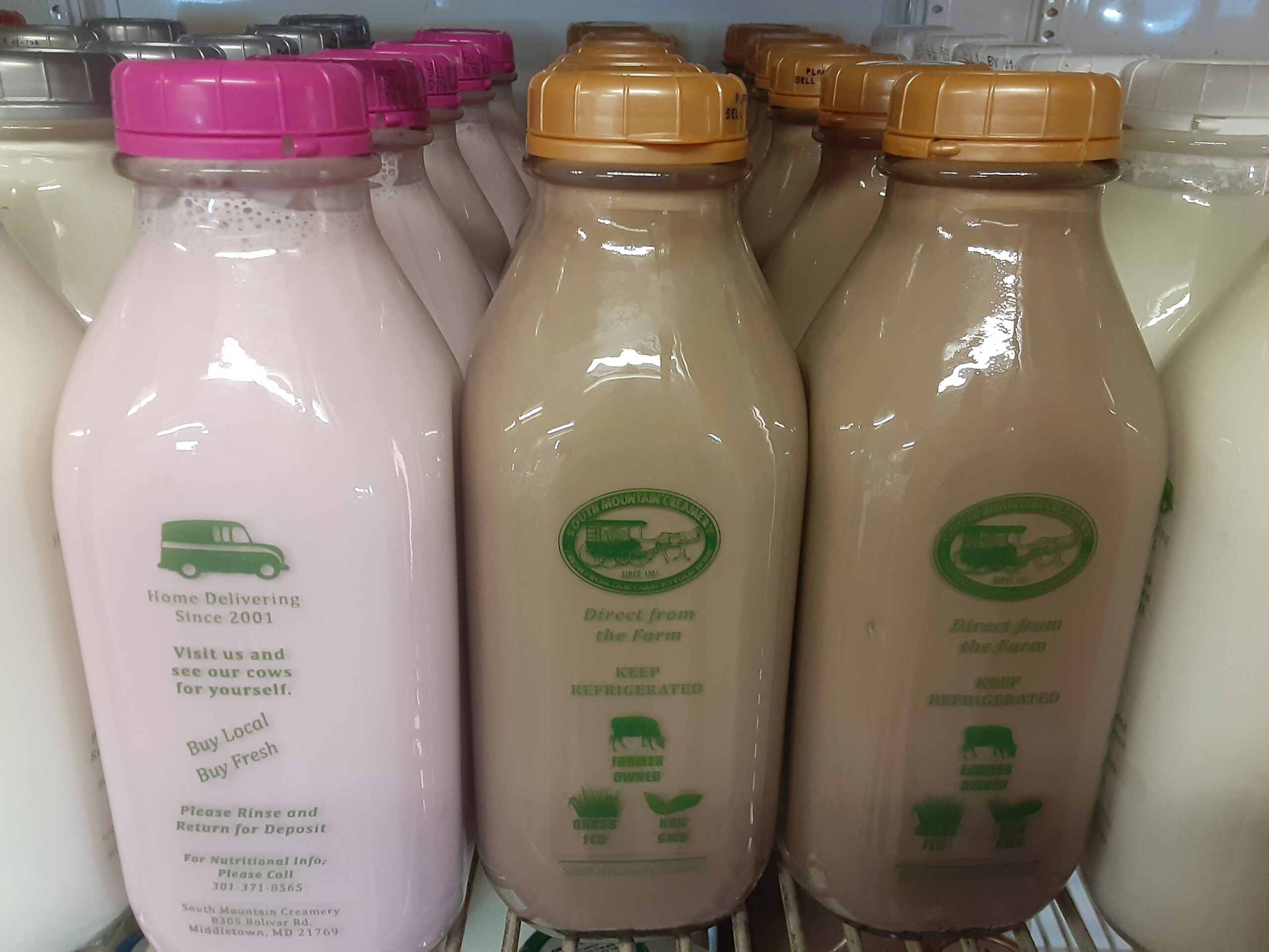 Good Thursday Morning from Miller Farms! Milk came early today. Restocked on all of your Favorites from South Mountain including their STRAWBERRY MILK! Good Thursday Morning from Miller Farms! Milk came early today. Restocked on all of your Favorites from South Mountain including their STRAWBERRY MILK!